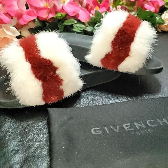 GIVENCHY Fox Fur Tisci fox fur red whitedebossed logo black slides - Picture 5 of 12